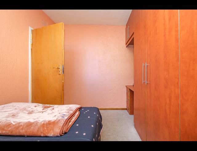 2 BEDROOM DUPLEX FOR SALE IN BLACKHEATH
